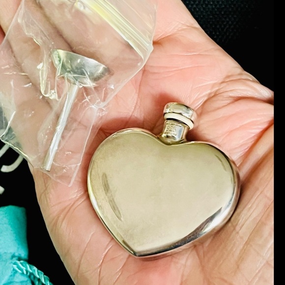 Tiffany & Co. Perfume Heart Flask - Picture 4 of 5